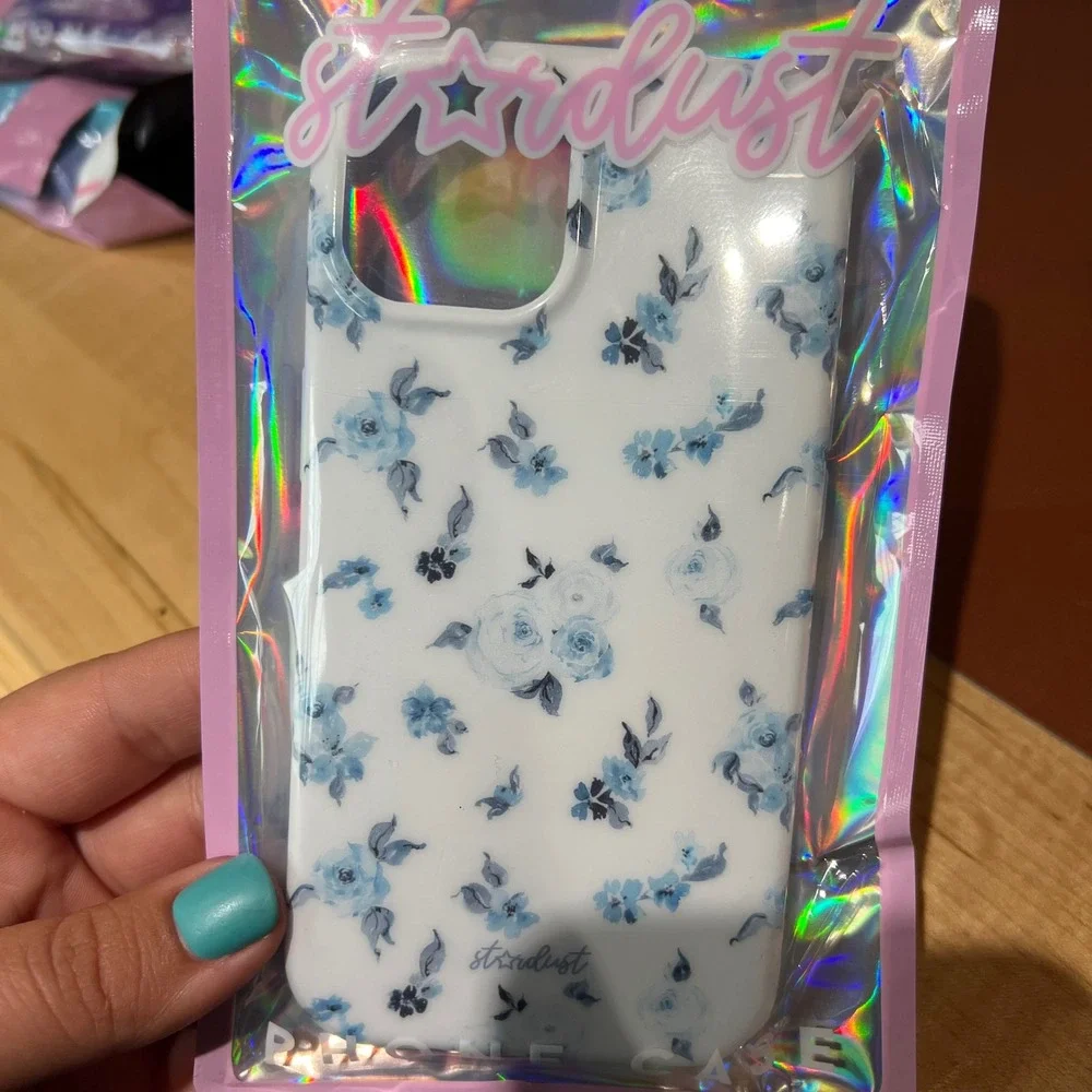 Stardust Coastal‎ Florals MagSafe iPhone 13 Case Cover Floral Phone Case